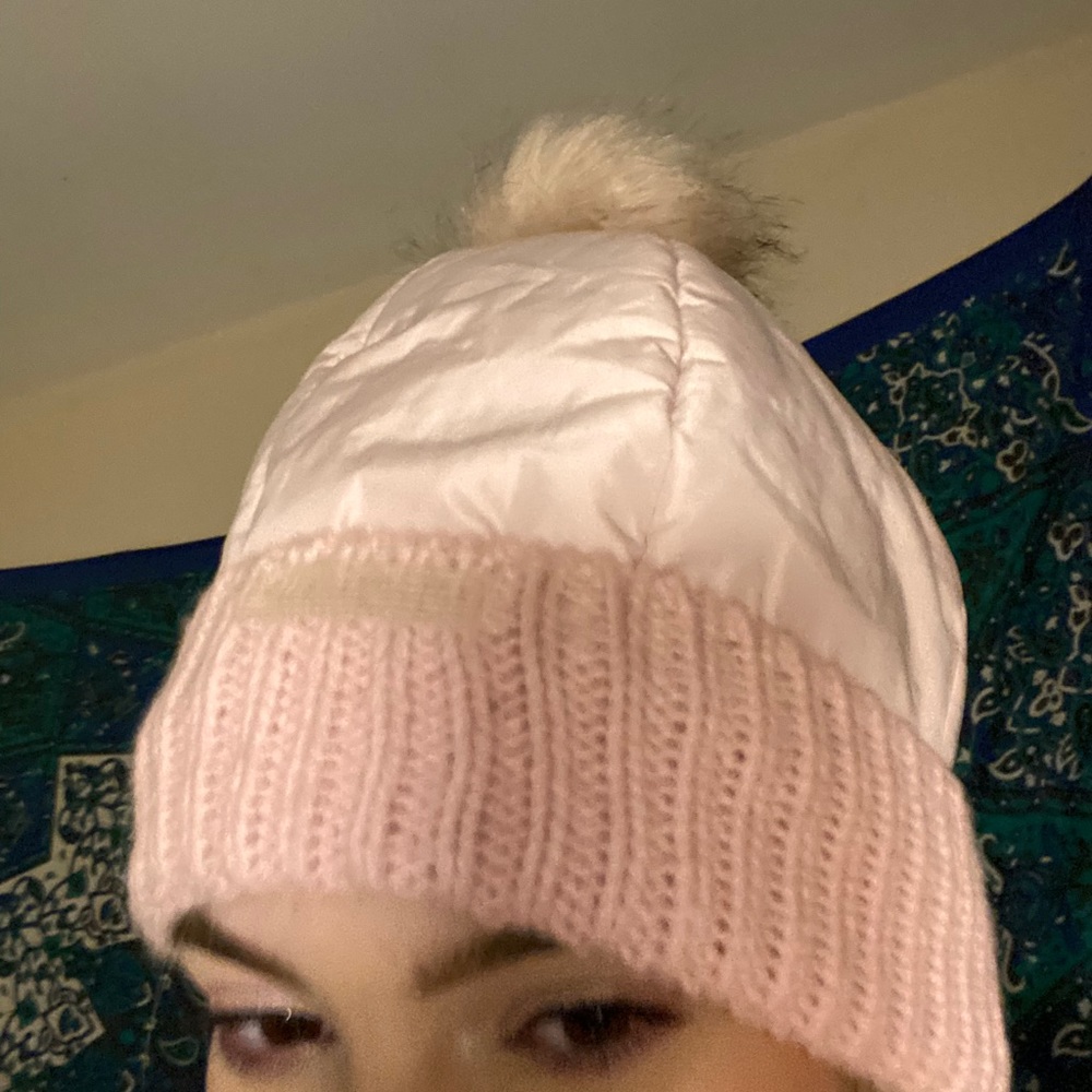 Pink Steve Madden Beanie 🎀